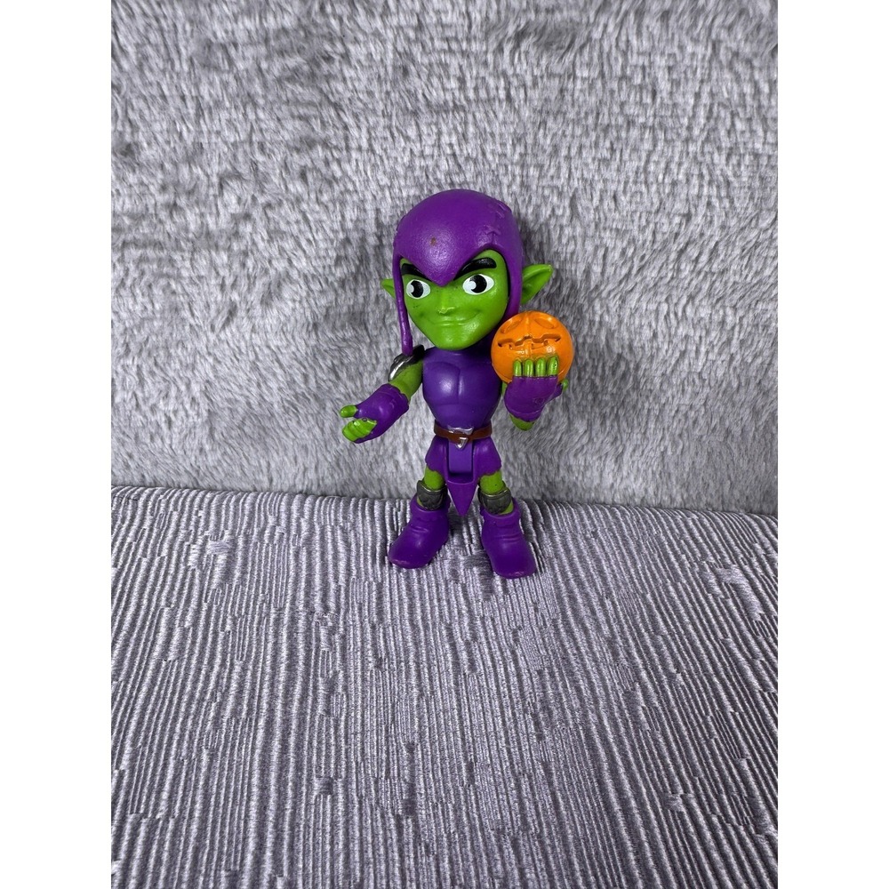 Hasbro Spider-Man Green Goblin Action Figure Purple Pumpkin Bomb Toy Loose